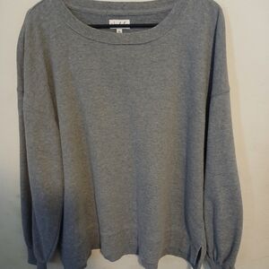 Wonderly Gray Ribbed Crew Sweater